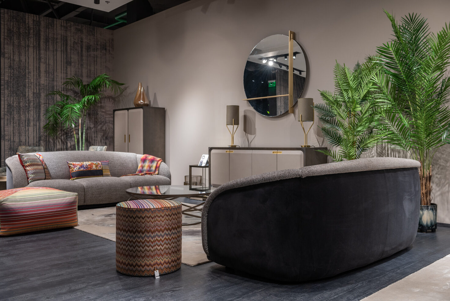 Feature living interior with statement mirror and joinery