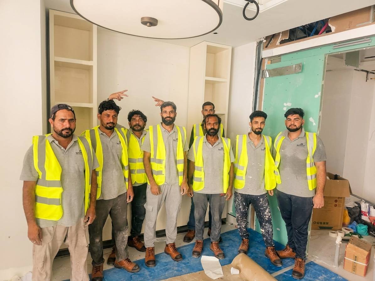 Noor Al Sundus site team in Dubai