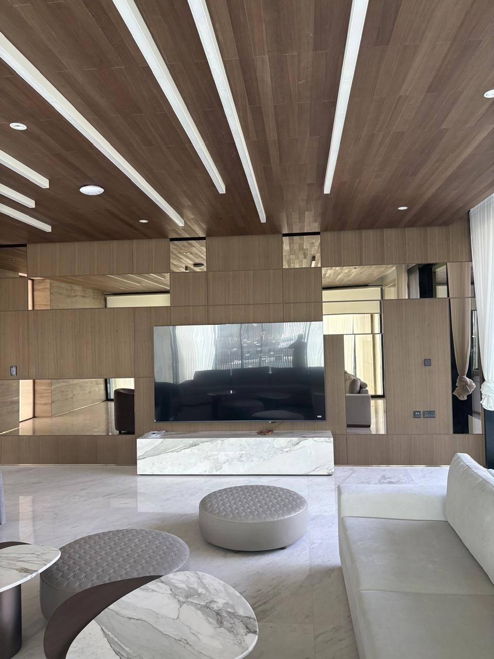 Villa renovation contractors Arabian Ranches guide