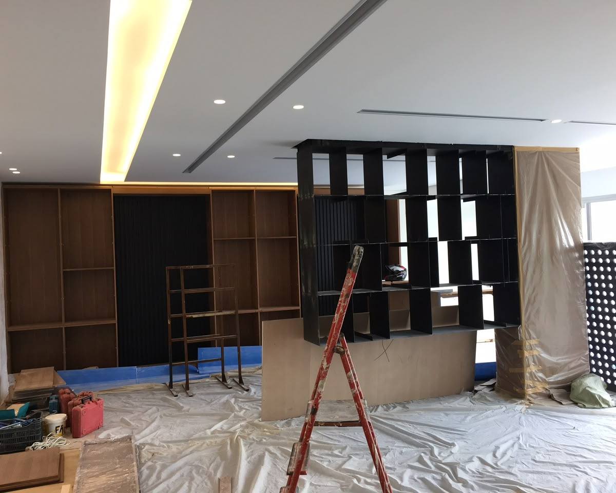 Grid divider & dining screen — during the build