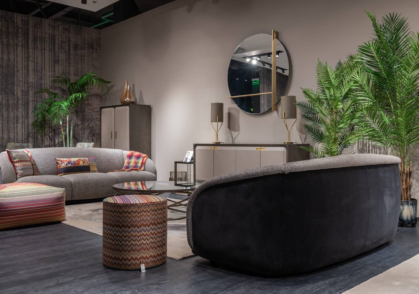 Feature living interior with statement mirror and joinery